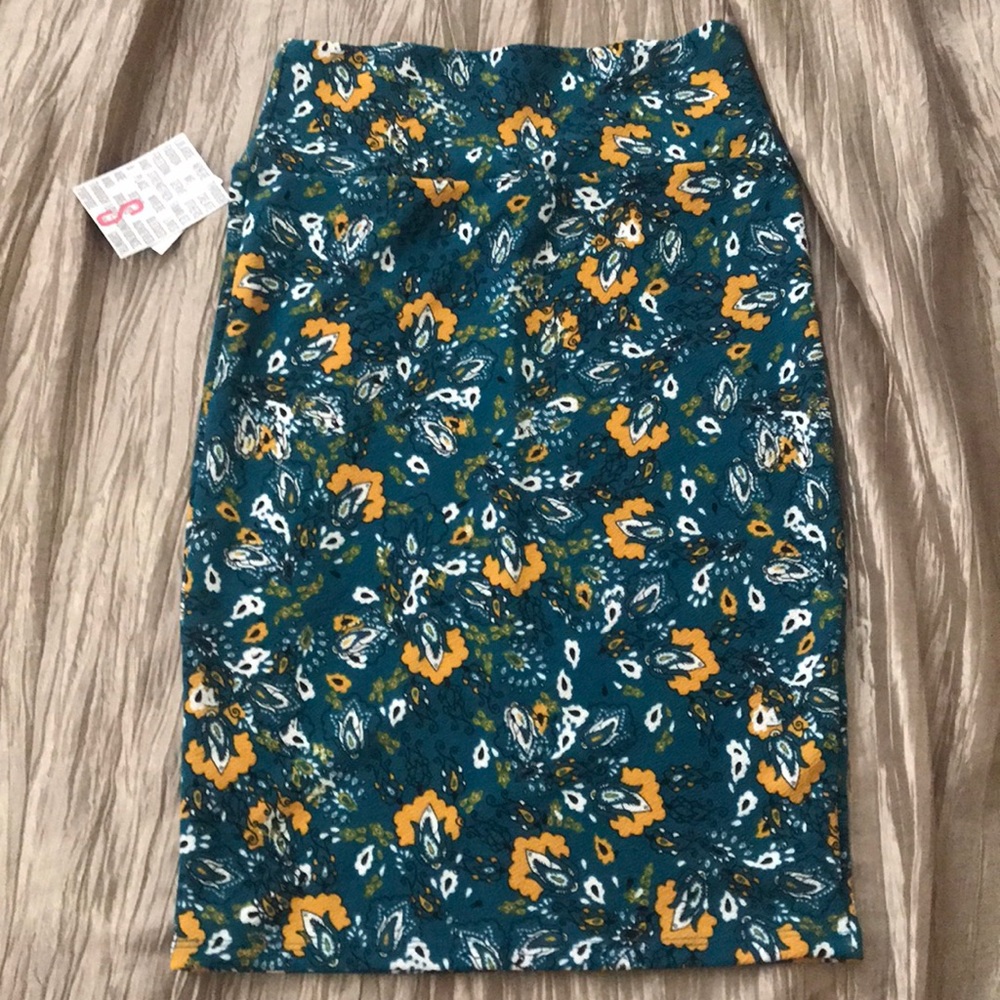 Cassie skirt